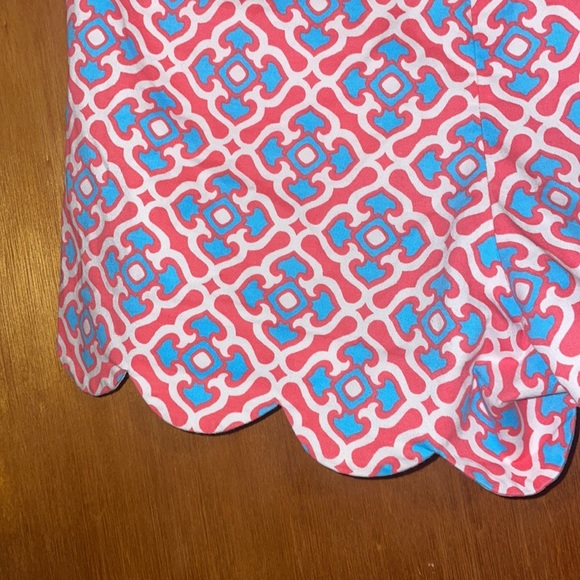 •CROWN & IVY•PINK/BLUE/WHITE GEOMETRIC PATTERN SCALLOPED HEM SHORTS SIZE 12P EUC - Picture 7 of 11